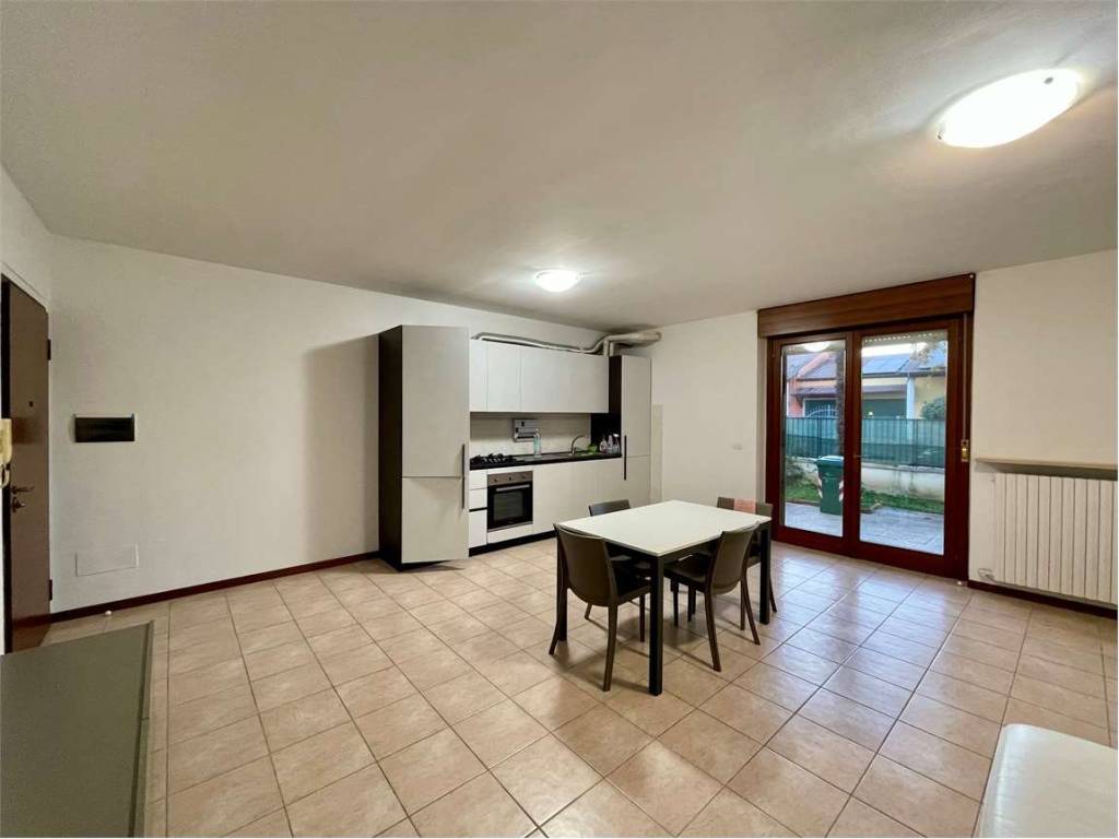 Appartamento a Nogarole rocca in Via feudo - Foto 5