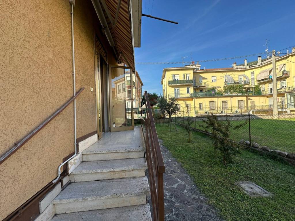 Villetta a schiera a Caldiero in Viale Guglielmo Marconi - Foto 2