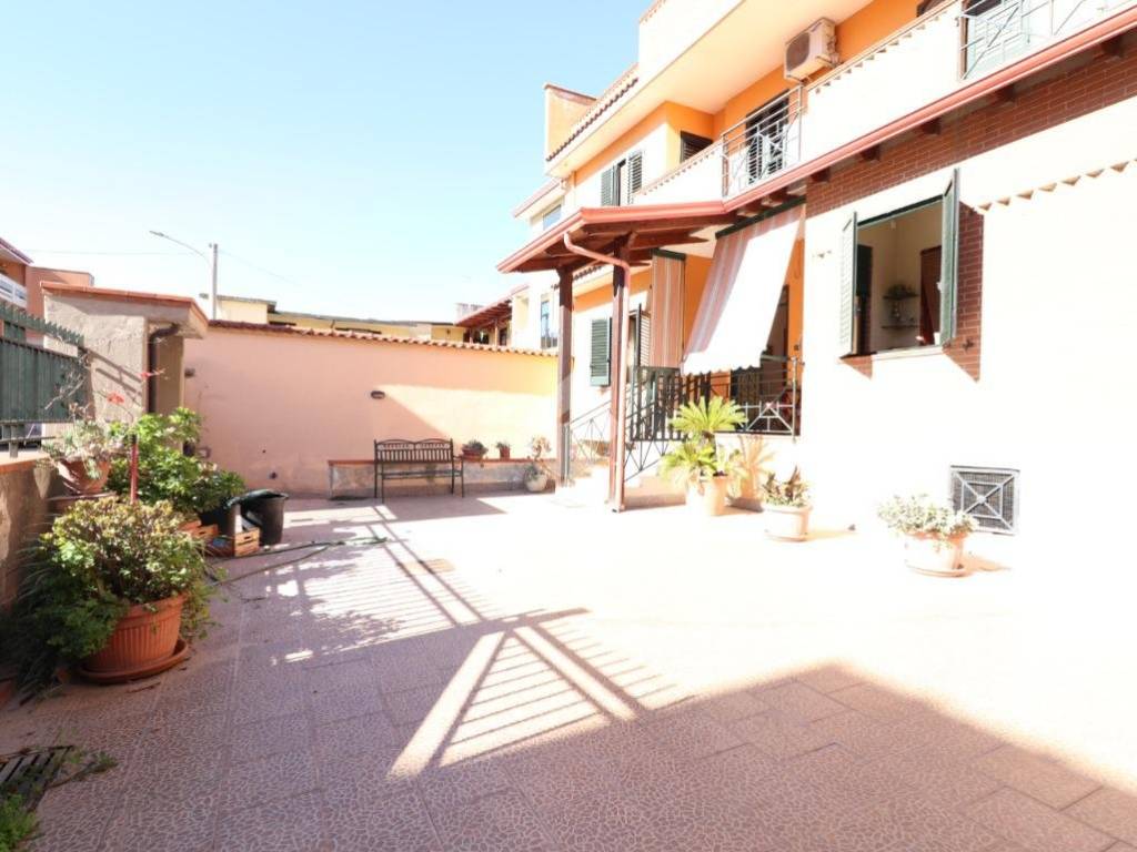 Villa a Teverola in Via Sant'Agostino, 18 - Foto 2