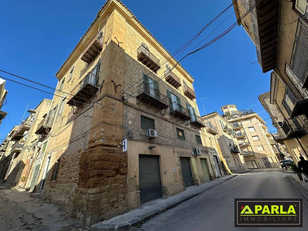 Palazzo / stabile a Canicattì in Corso Giuseppe Garibaldi - Foto 3