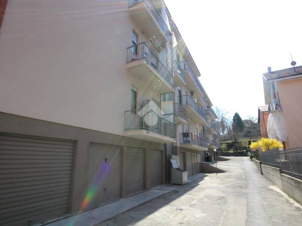 Appartamento a Alba in Via Cadorna, 49 - Foto 2