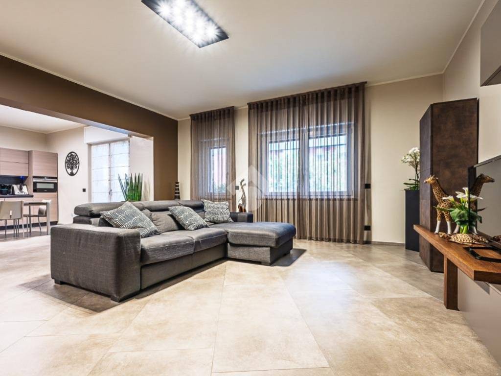 Villa a Collegno in Via Rosta, 26 - Foto 3