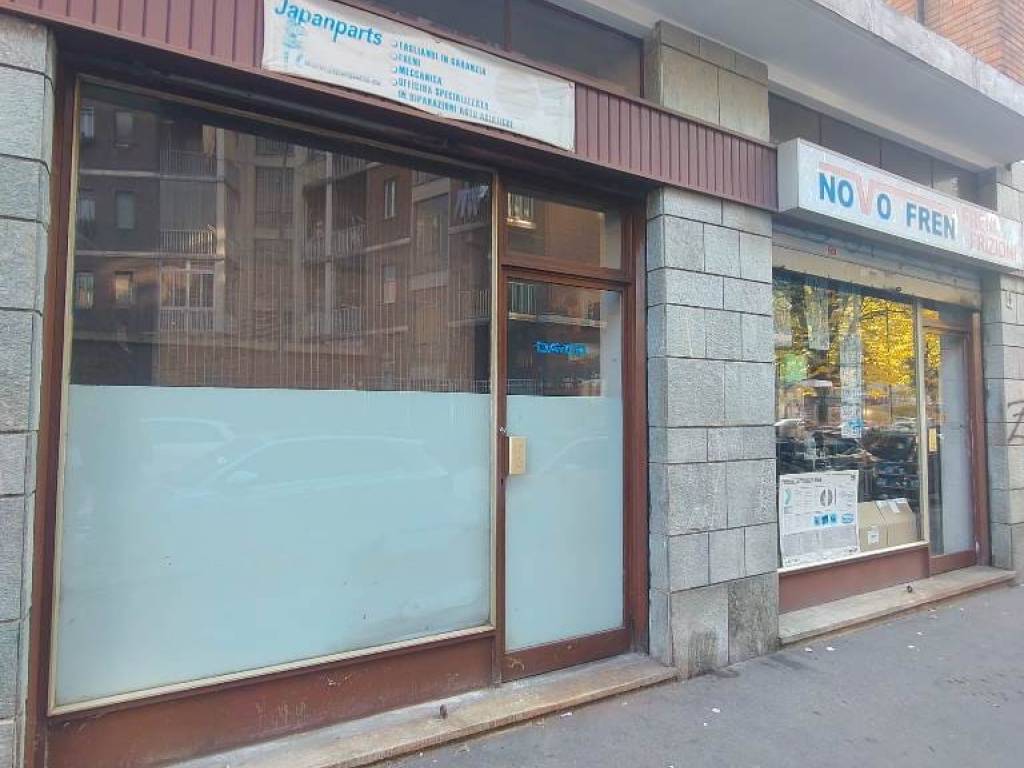 Immobile a Torino in Via Montezemolo, 2 - Foto 2