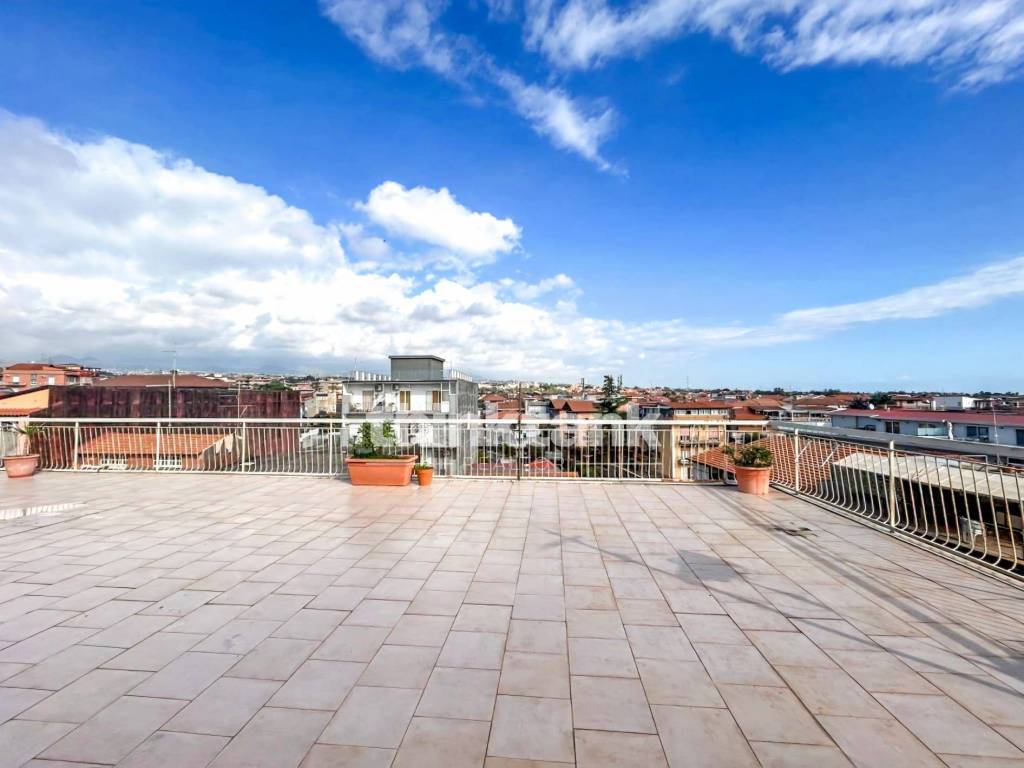 Attico / mansarda a Gravina di catania in Via Vittorio Emanuele - Foto 3