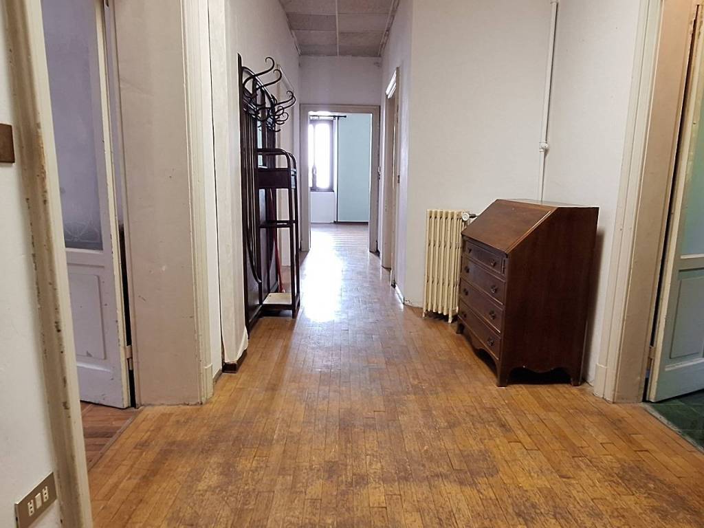 Appartamento a Brescia in Via Montebello, 19 - Foto 4