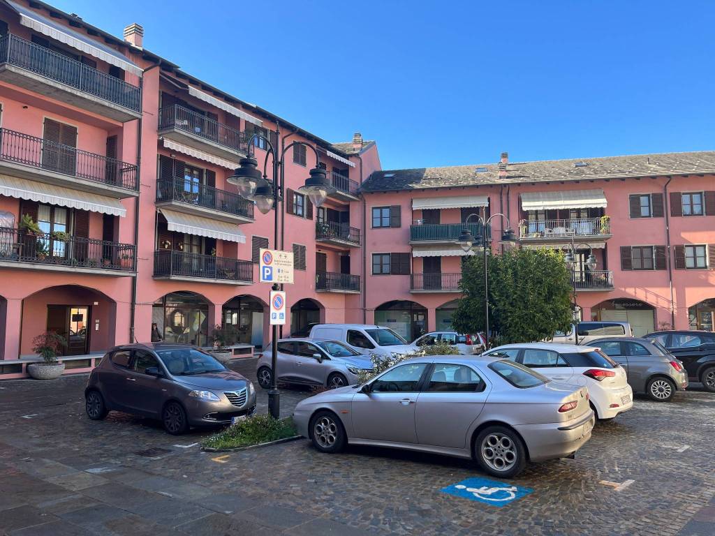 Appartamento a Caraglio in Piazza Camillo Benso di Cavour - Foto 2