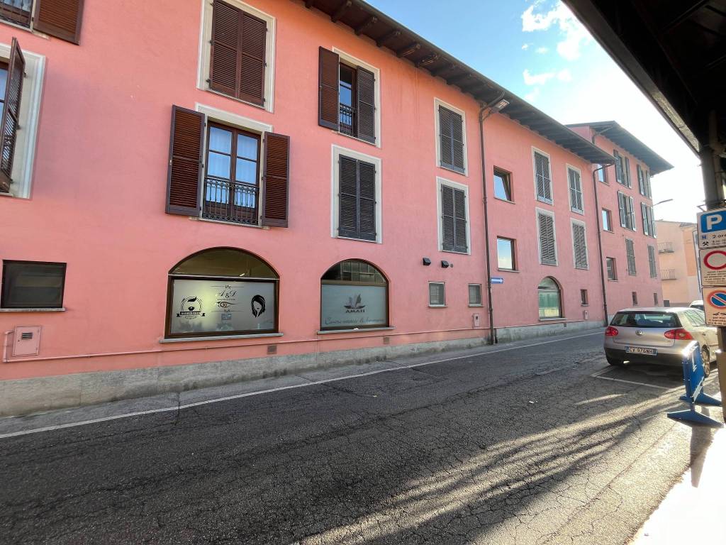 Appartamento a Caraglio in Piazza Camillo Benso di Cavour - Foto 4