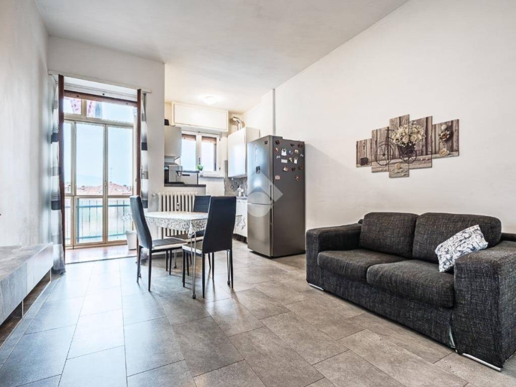 Appartamento a Collegno in Corso Palmiro Togliatti, 7 - Foto 2