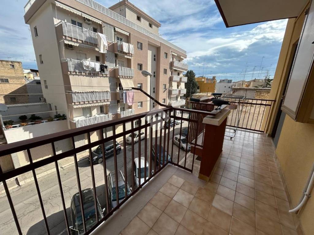 Appartamento a Barletta in Via Carlo Levi - Foto 4