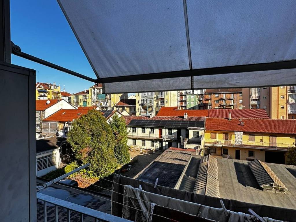 Appartamento a Torino in Via Vibò, 10 - Foto 2