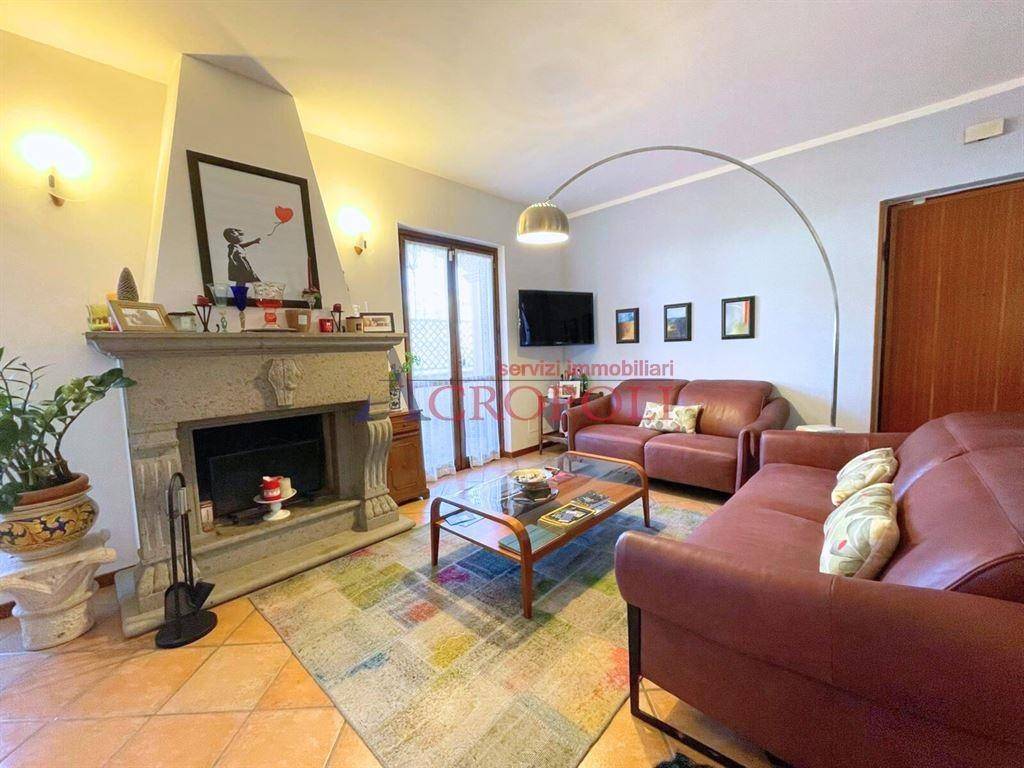 Villa a Anguillara sabazia in via Claudio - Foto 5