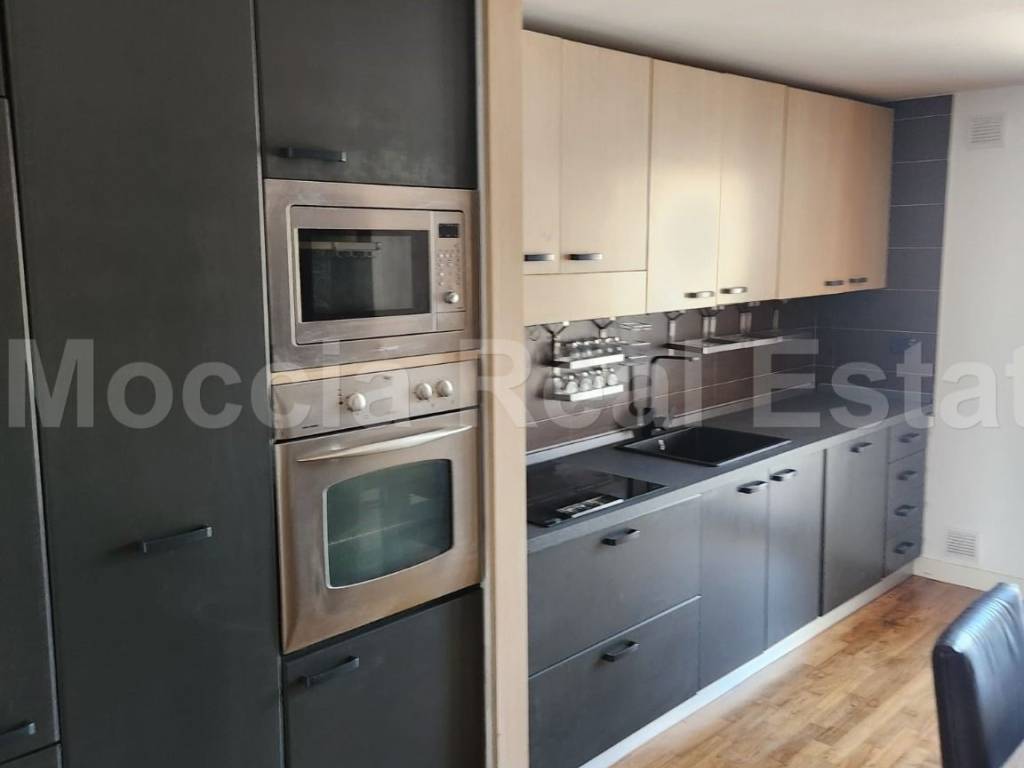 Attico / mansarda a Caserta in Viale delle Medaglie d'Oro, 11 - Foto 3