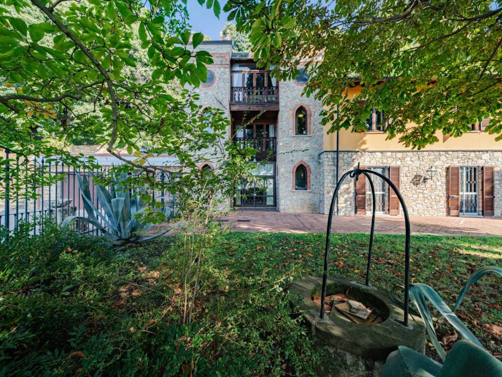 Villa a Brescia in Via San Gottardo, 2 - Foto 2