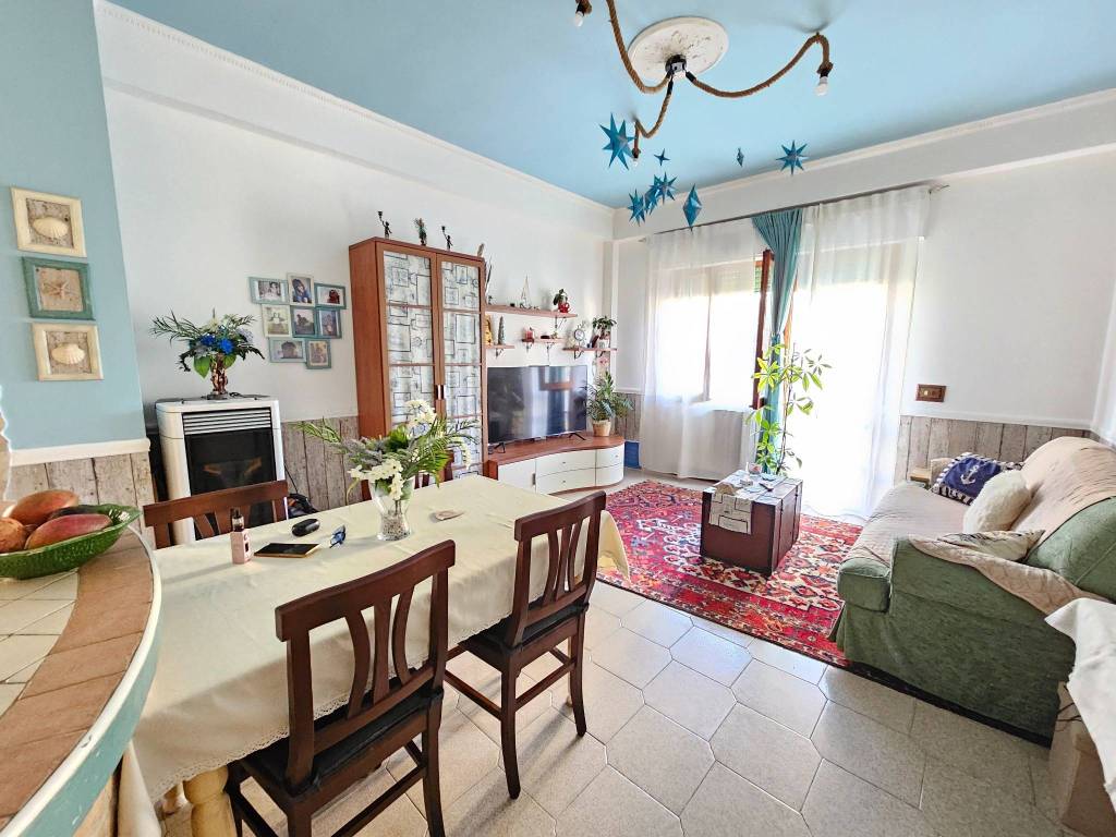 Appartamento a Nettuno in Via Monviso, 29 - Foto 2