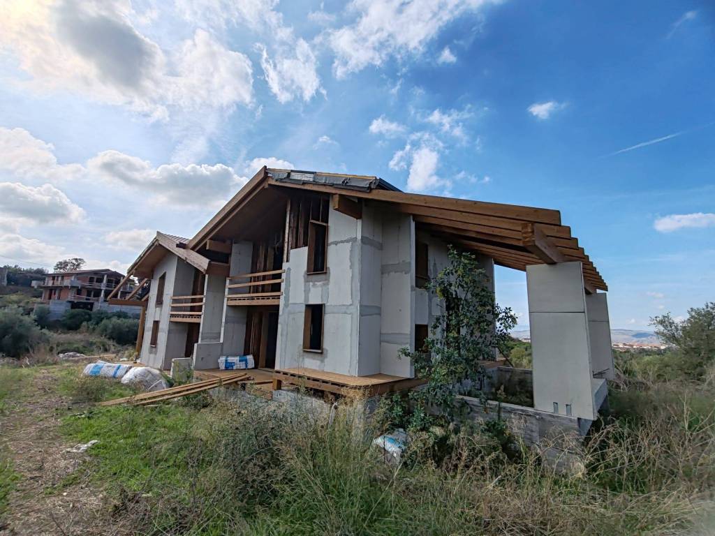 Villa a Paternò in strada provinciale 56 II - Foto 2