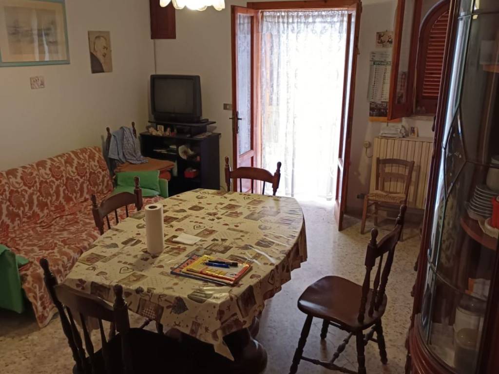 Casa indipendente a Mola di bari in Via Fratelli Bandiera - Foto 5