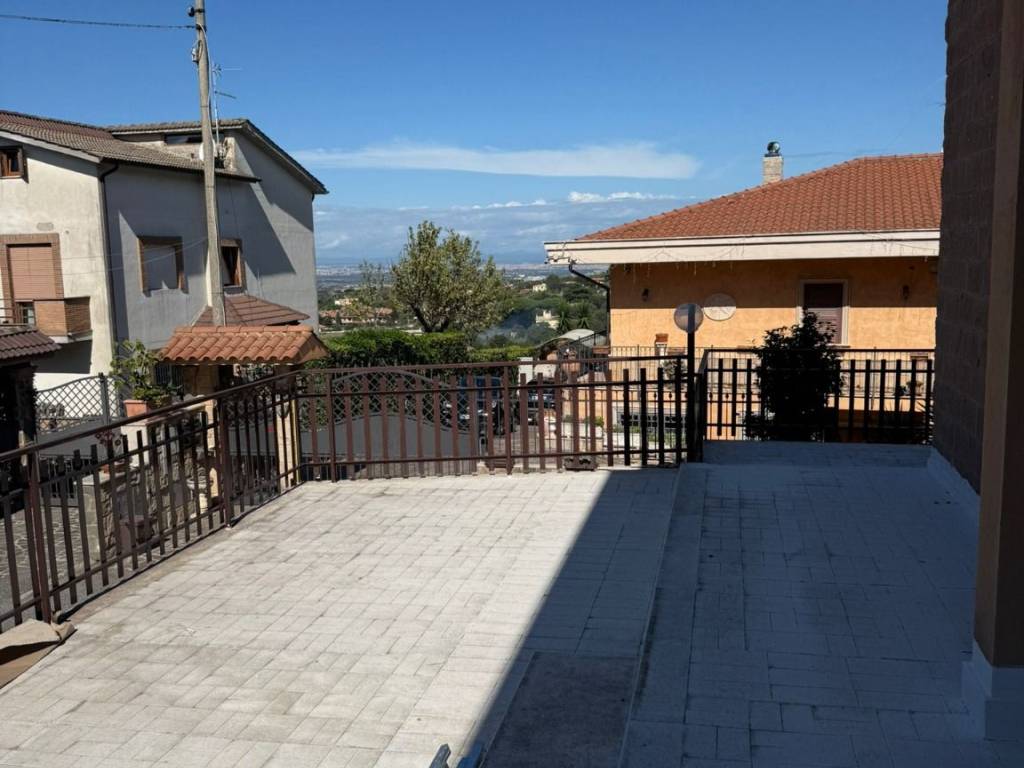 Appartamento a Albano laziale in Vicolo Olivella - Foto 3