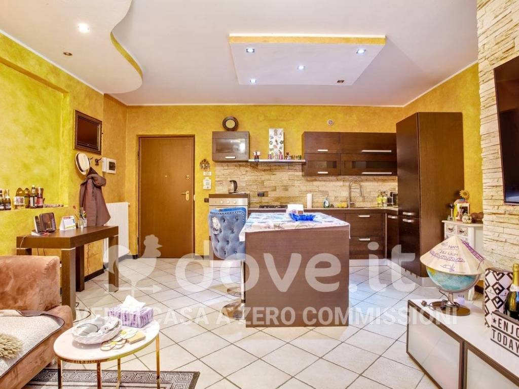 Appartamento a Cadrezzate con osmate in Via Castello, 170 - Foto 4