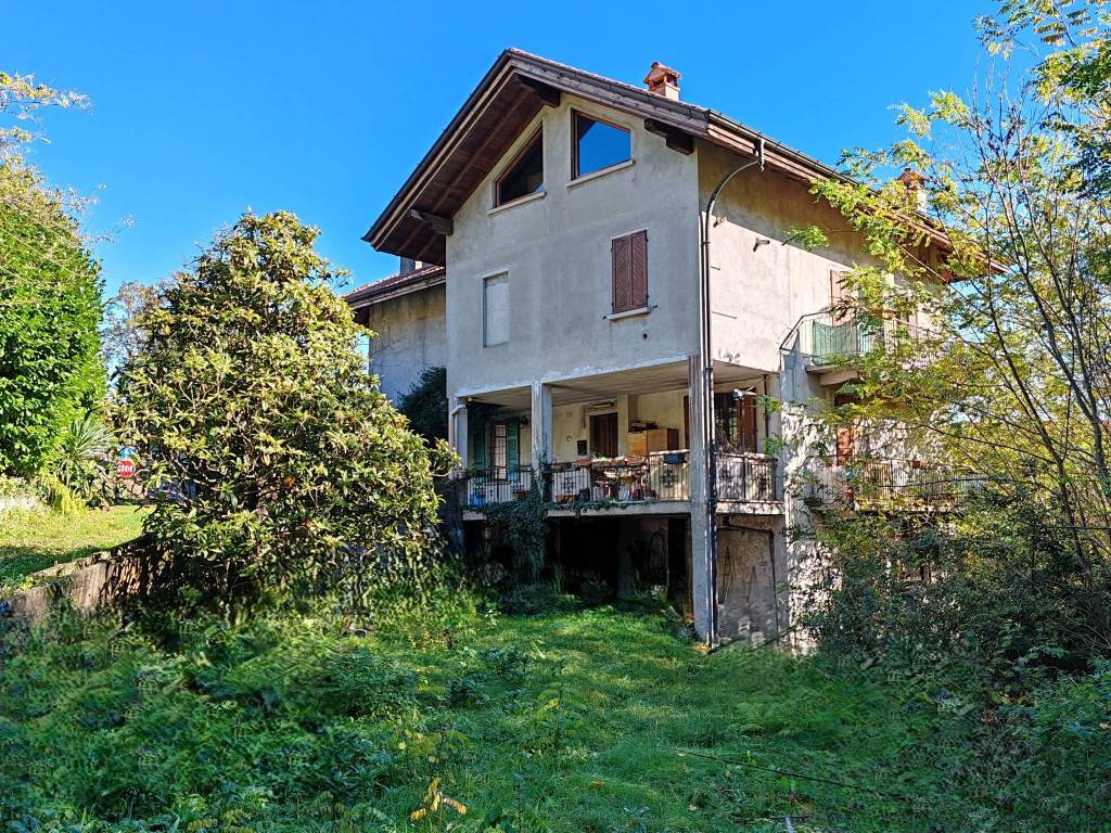 Villa a Baveno in Strada Cavalli Oltrefiume - Foto 3
