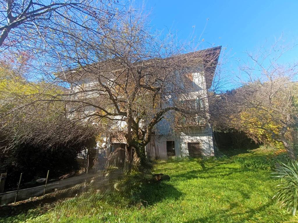 Villa a Baveno in Strada Cavalli Oltrefiume - Foto 5