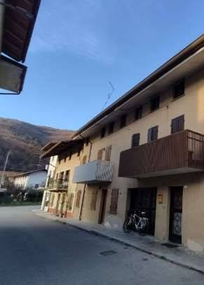 Casa indipendente a Torreano in Via della Chiesa - Foto 4