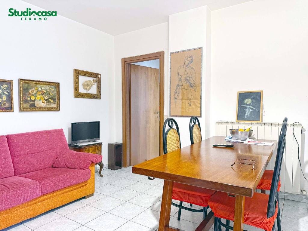 Appartamento a Teramo in Via Nicola Dati - Foto 2