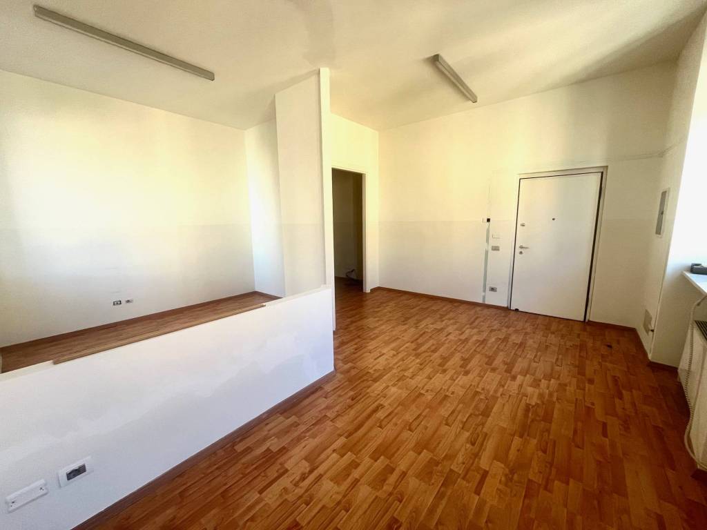 Appartamento a Vercelli in Via Dante Alighieri, 10 - Foto 2