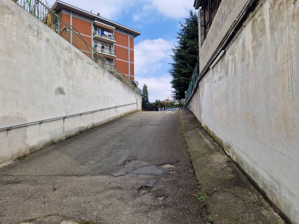 Box / garage a Torino in Via Luigi Luzzatti, 47 - Foto 2