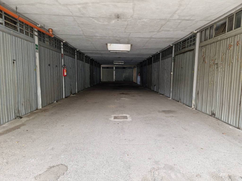 Box / garage a Torino in Via Luigi Luzzatti, 47 - Foto 3