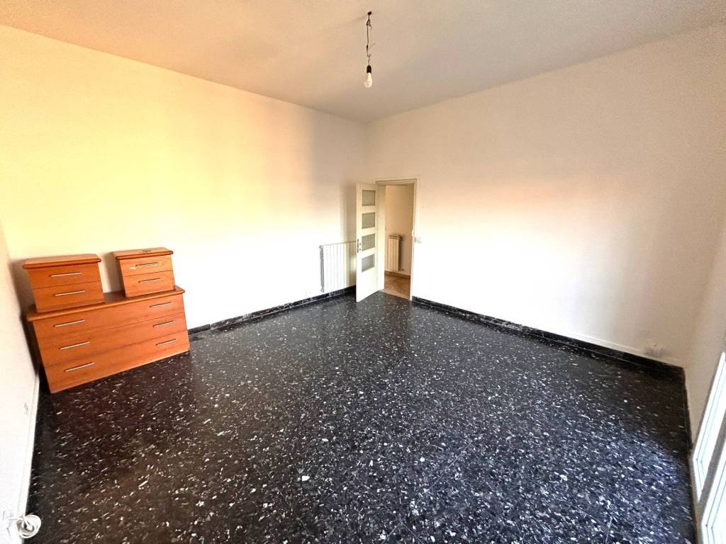 Appartamento a Verona in Via Roveggia - Foto 4