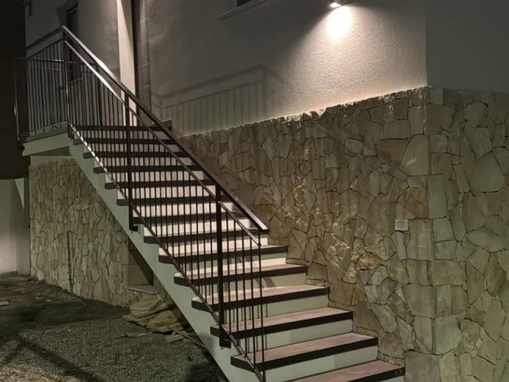 Appartamento a Albenga in Via San Calocero, 32 - Foto 2