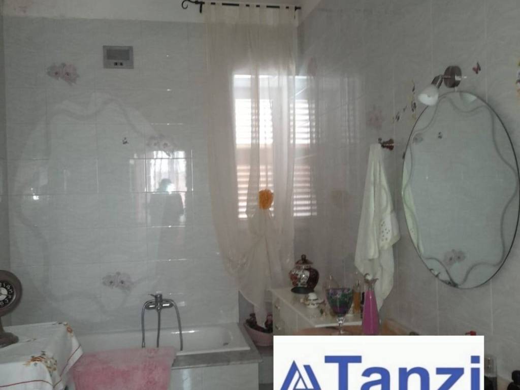 Appartamento a Barletta in Via Sant'Andrea - Foto 3