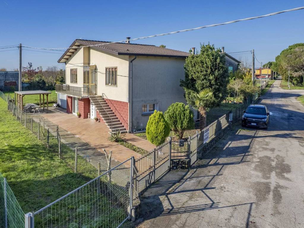 Casa indipendente a Bovolenta in Via Sabbioni, 1 - Foto 2