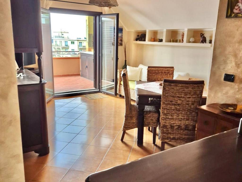 Appartamento a Letojanni in Località Poggio Mastropietro - Foto 3