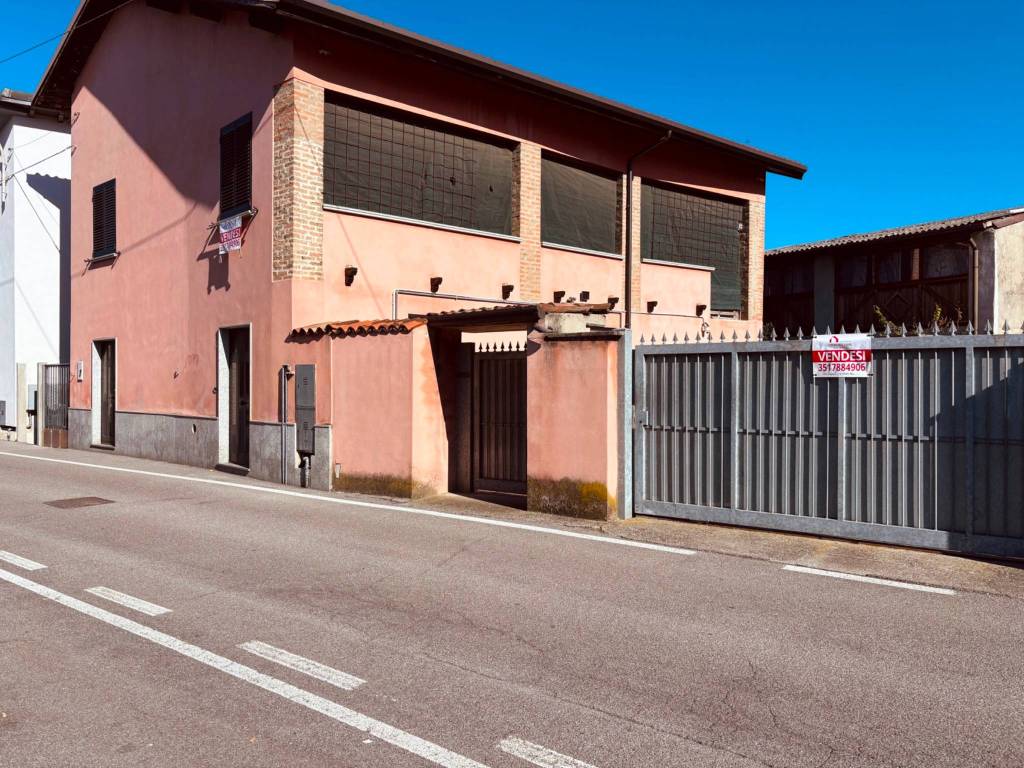 Casa indipendente a Calcio in Via Filatoio - Foto 2