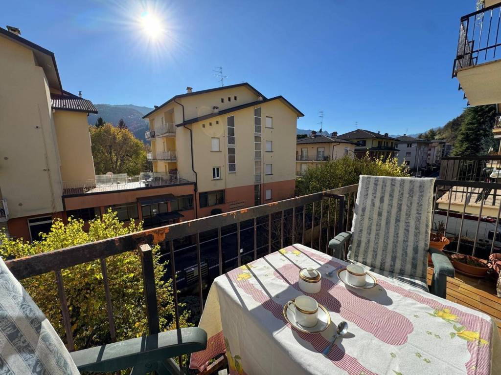 Appartamento a Clusone in VIA NIKOLAJEWKA, 13 - Foto 2
