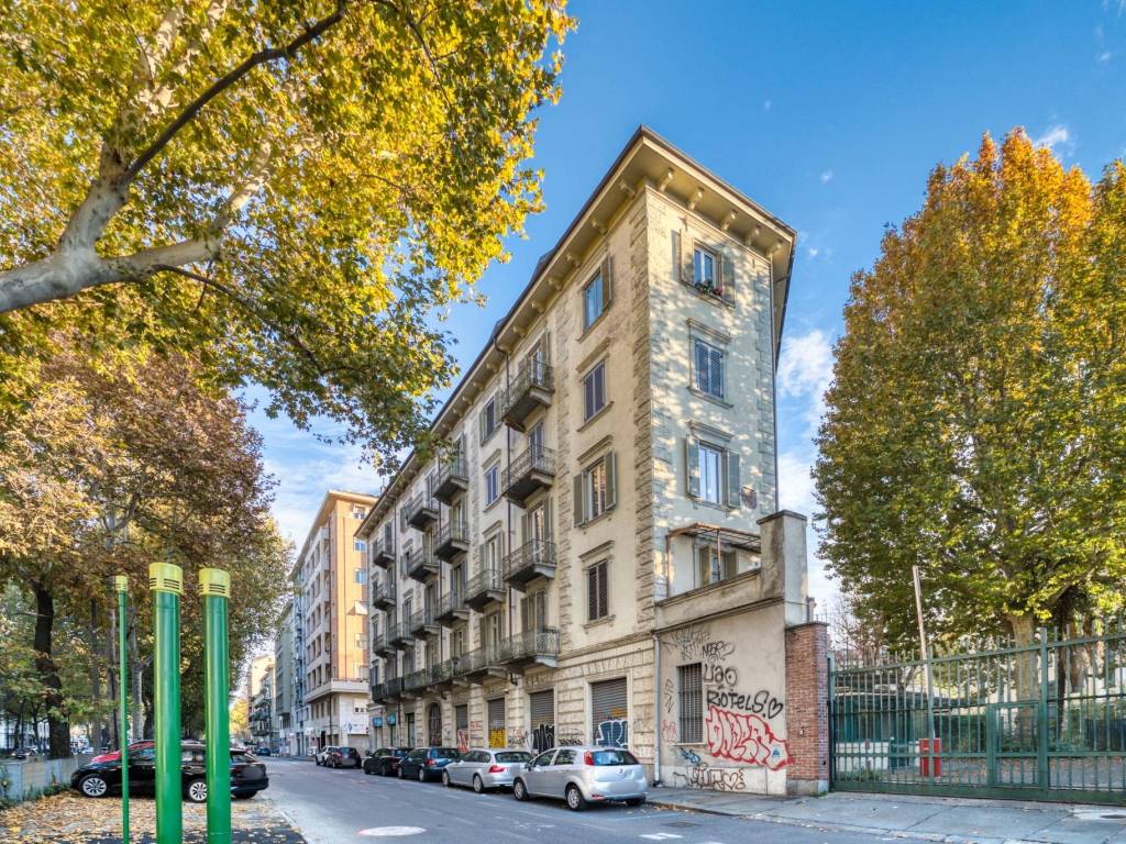Appartamento a Torino in Corso Regina Margherita, 153 - Foto 2