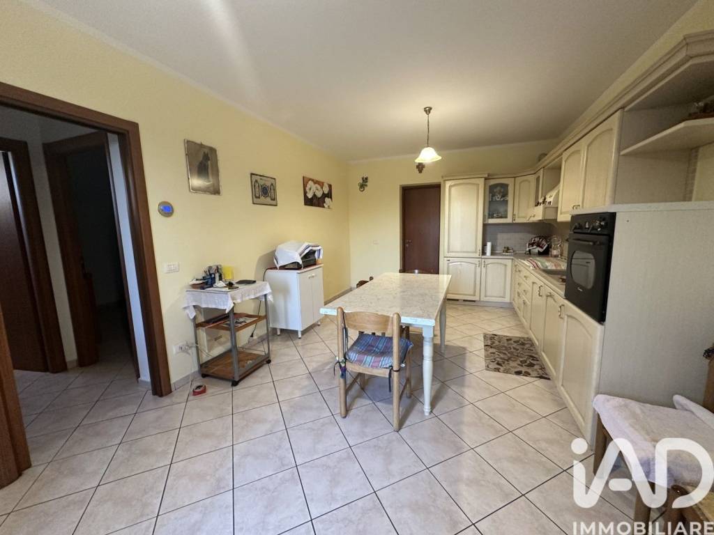 Appartamento a Mirandola in Via Borgofuro, 9 - Foto 2