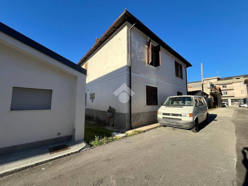 Casa indipendente a Avezzano in Via Monte Salviano, 10 - Foto 5