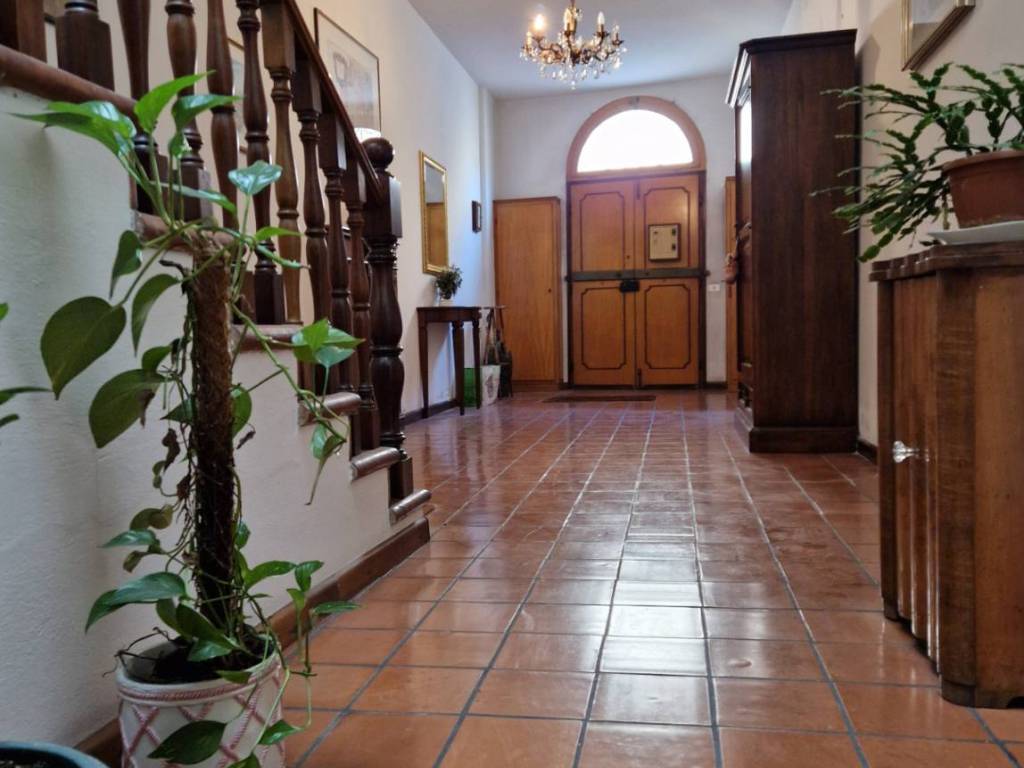 Appartamento a Ferrara in Via Carlo Mayr - Foto 3
