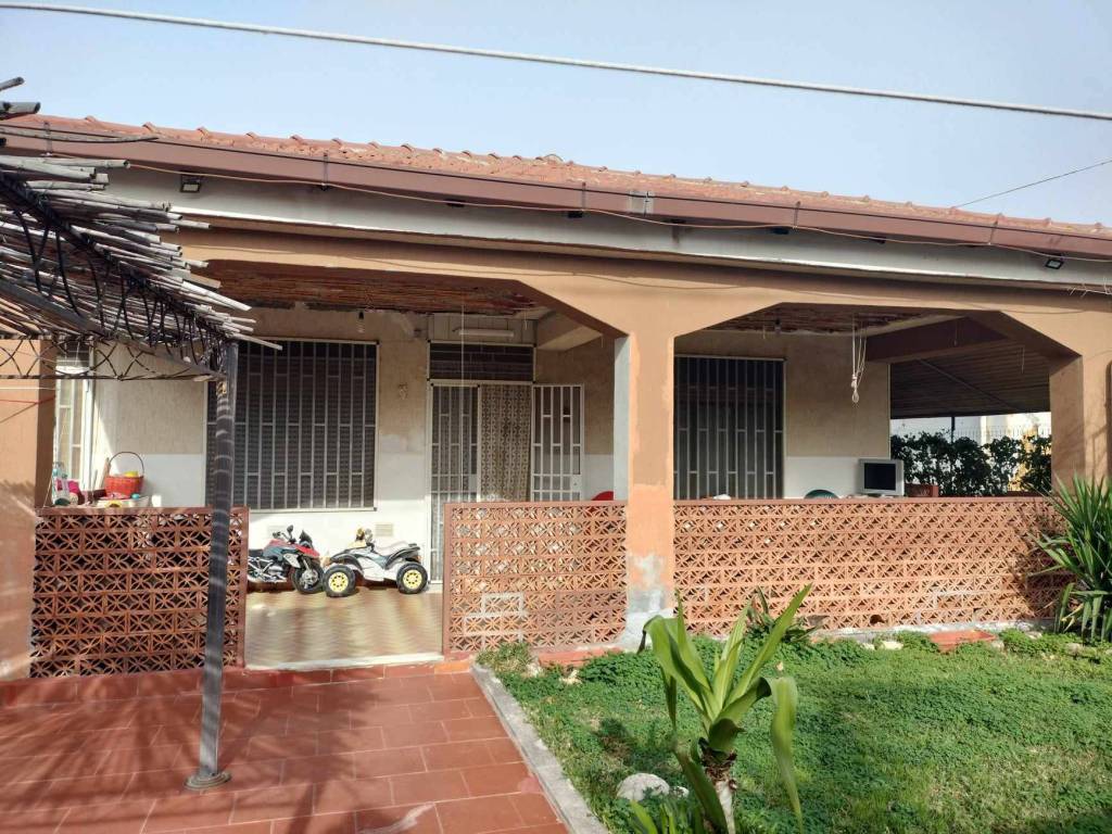 Villa a Augusta in Via Vincenzo Bellini - Foto 2