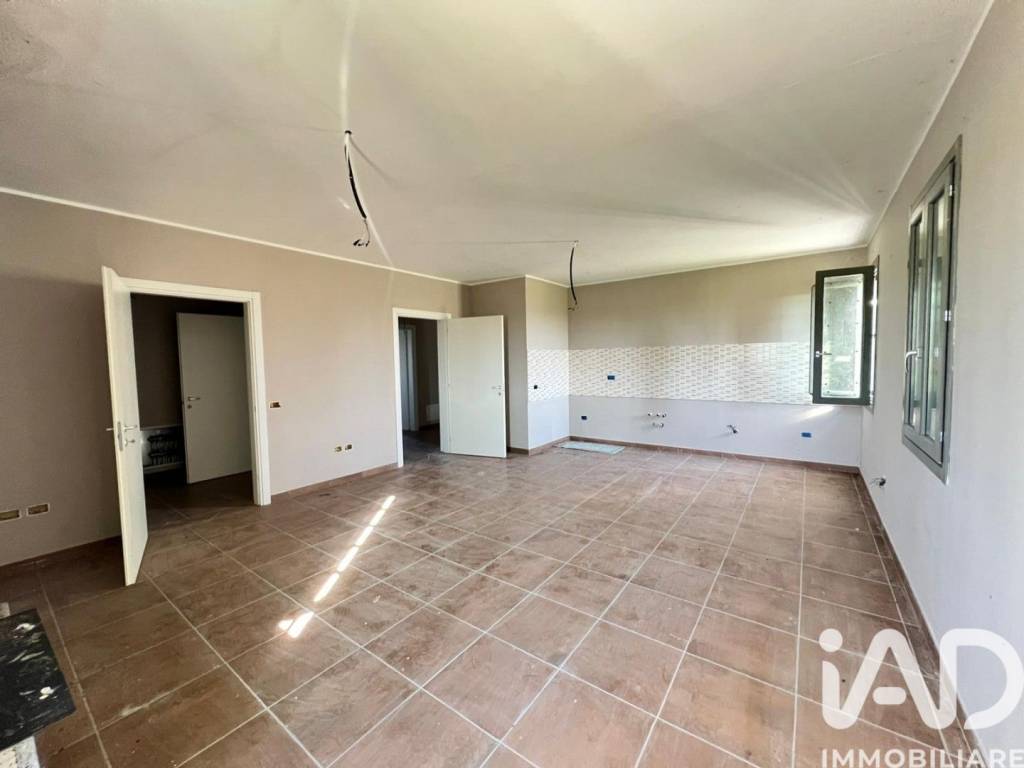 Villa a San felice sul panaro in Via Canalino - Foto 3