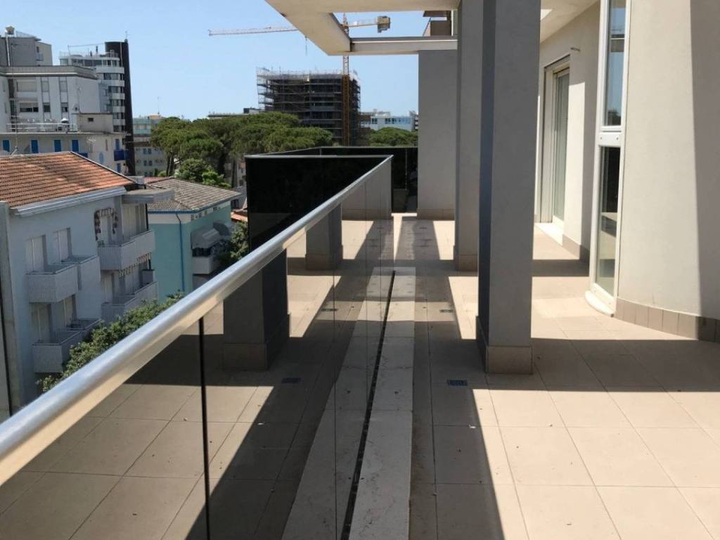 Attico / mansarda a Lignano sabbiadoro in Via Vicenza 14 - Foto 2