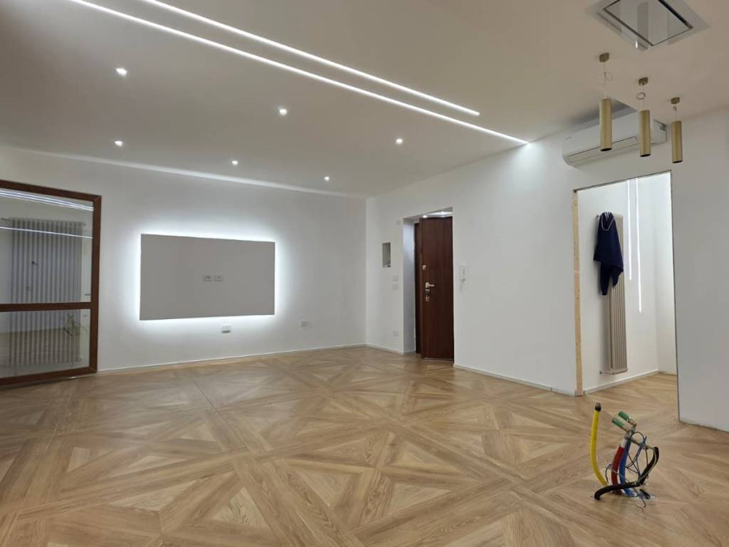 Appartamento a Asti in Corso Dante Alighieri, 99 - Foto 2