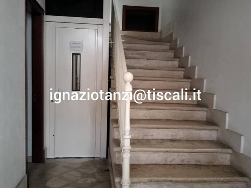 Appartamento a Barletta in Via Ferdinando d'Aragona - Foto 2