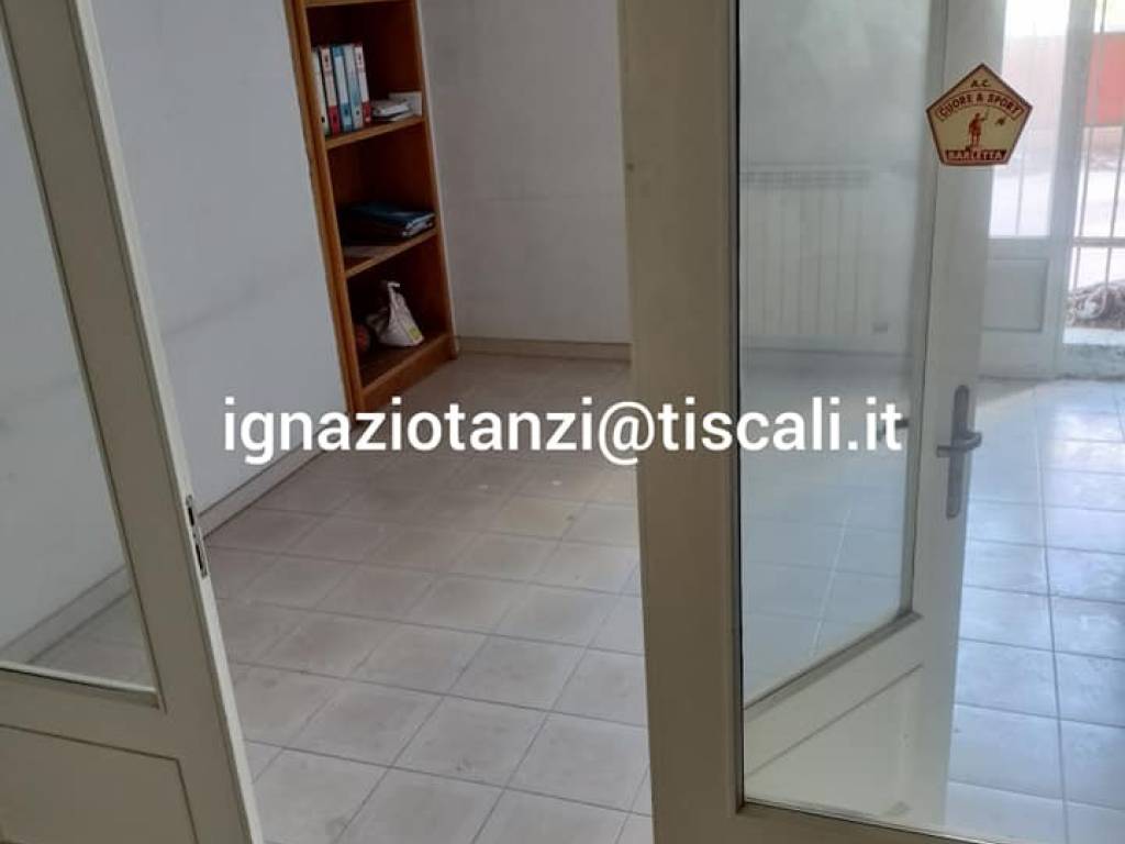 Appartamento a Barletta in Via Ferdinando d'Aragona - Foto 5