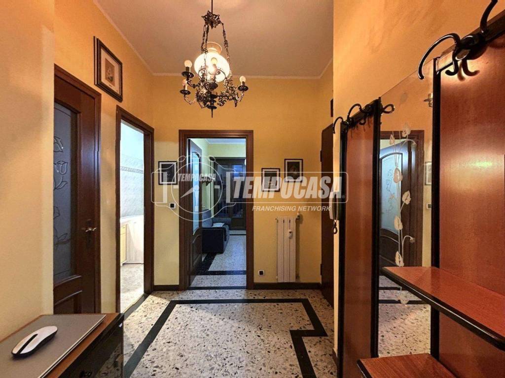 Appartamento a Torino in Via STRESA 37/B - Foto 4