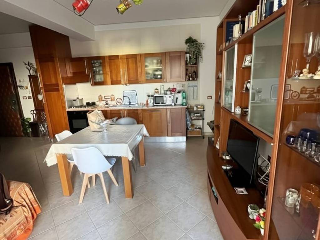 Appartamento a Portici in Via Armando Diaz, 180 - Foto 2