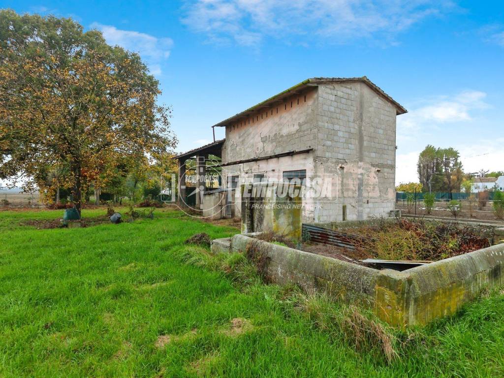 Rustico / casale a Sant'agata bolognese in Via Malmenago - Foto 3