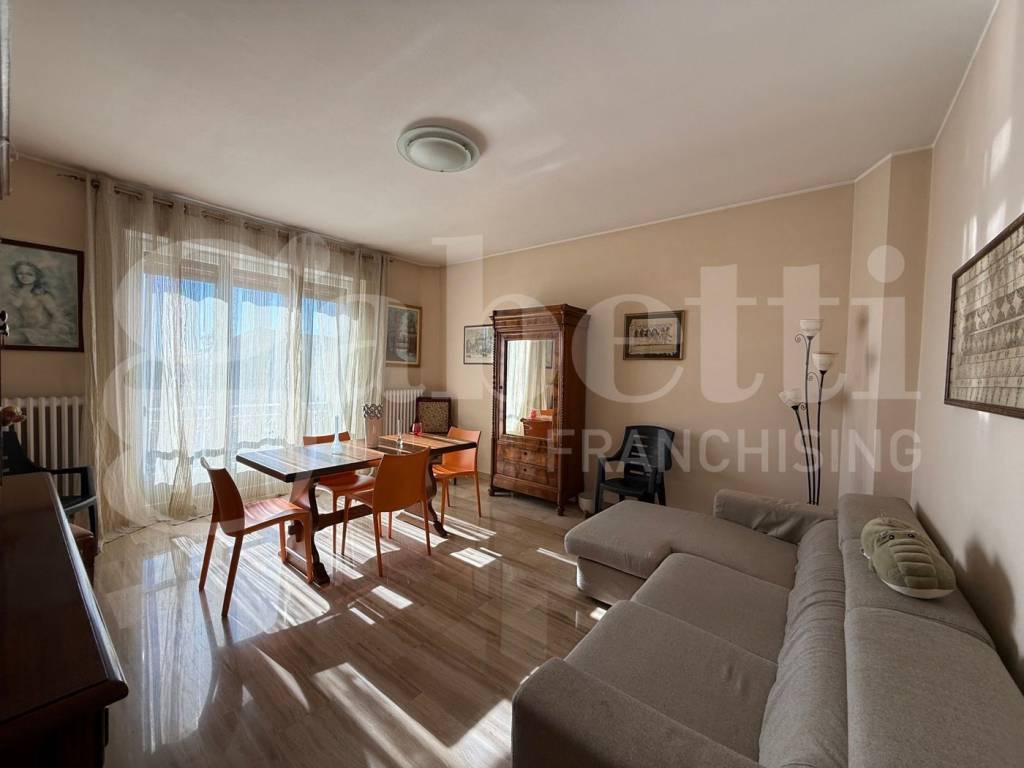 Villa a Erba in Via Como, 1 - Foto 4